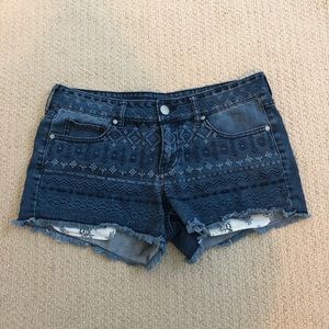 LIKE NEW Decree Jean Shorts